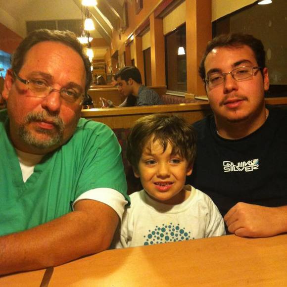 Meet your Posher, Eduardo - Picture 1 of 1